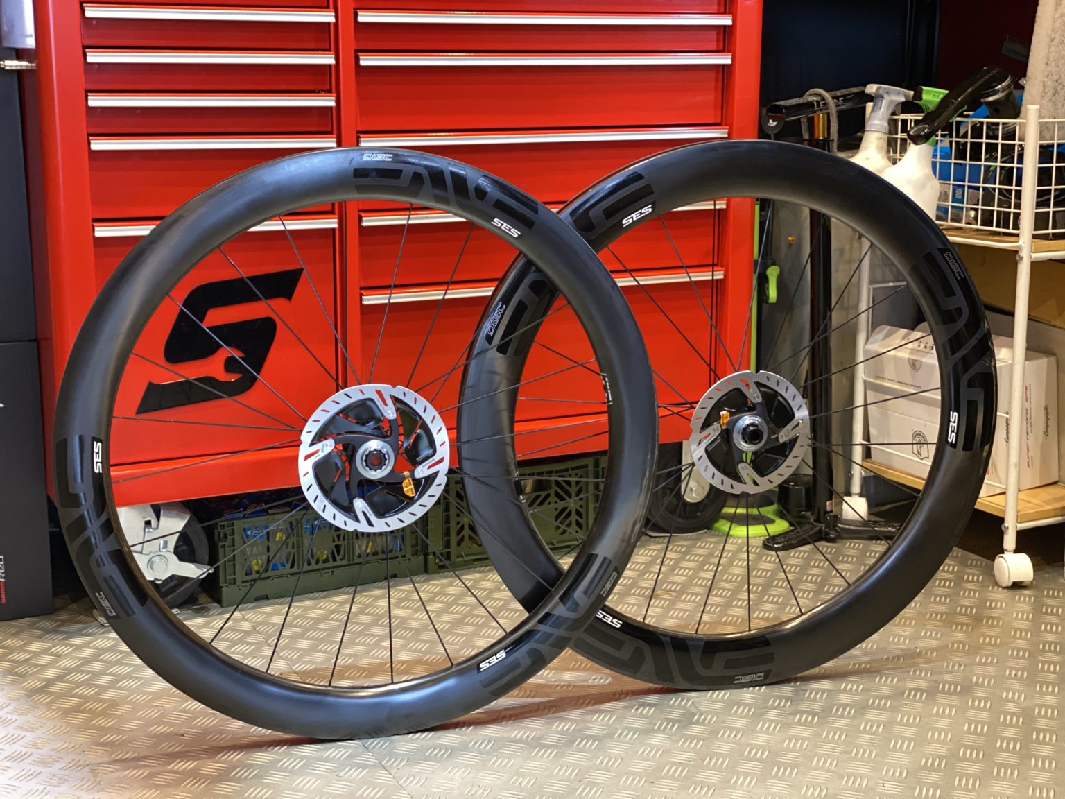 ENVE SES5.6 DISC DT240ハブ エンヴィカーボンホイール - パーツ