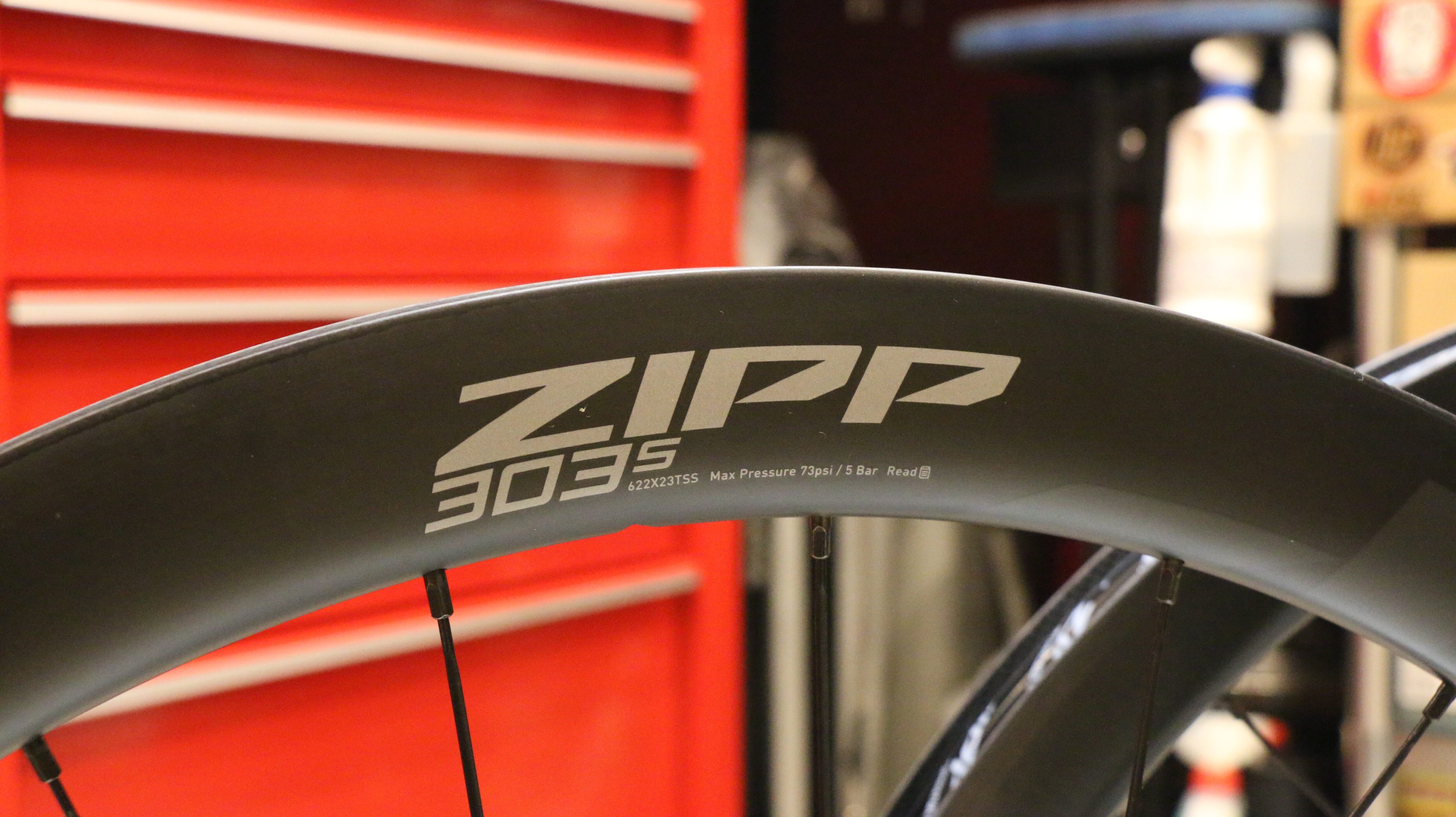 ディスクロードアップグレードに最適】ZIPP 303S | BICYCLE STUDIO R 