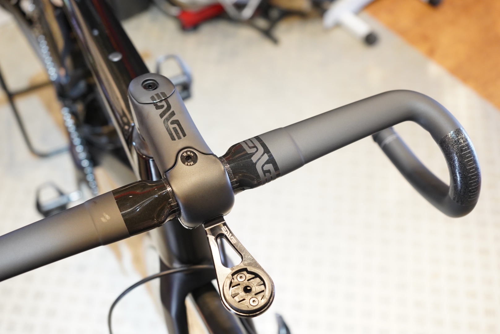 ENVE SES AR ROAD HANDLEBAR 40cmコンポーネント