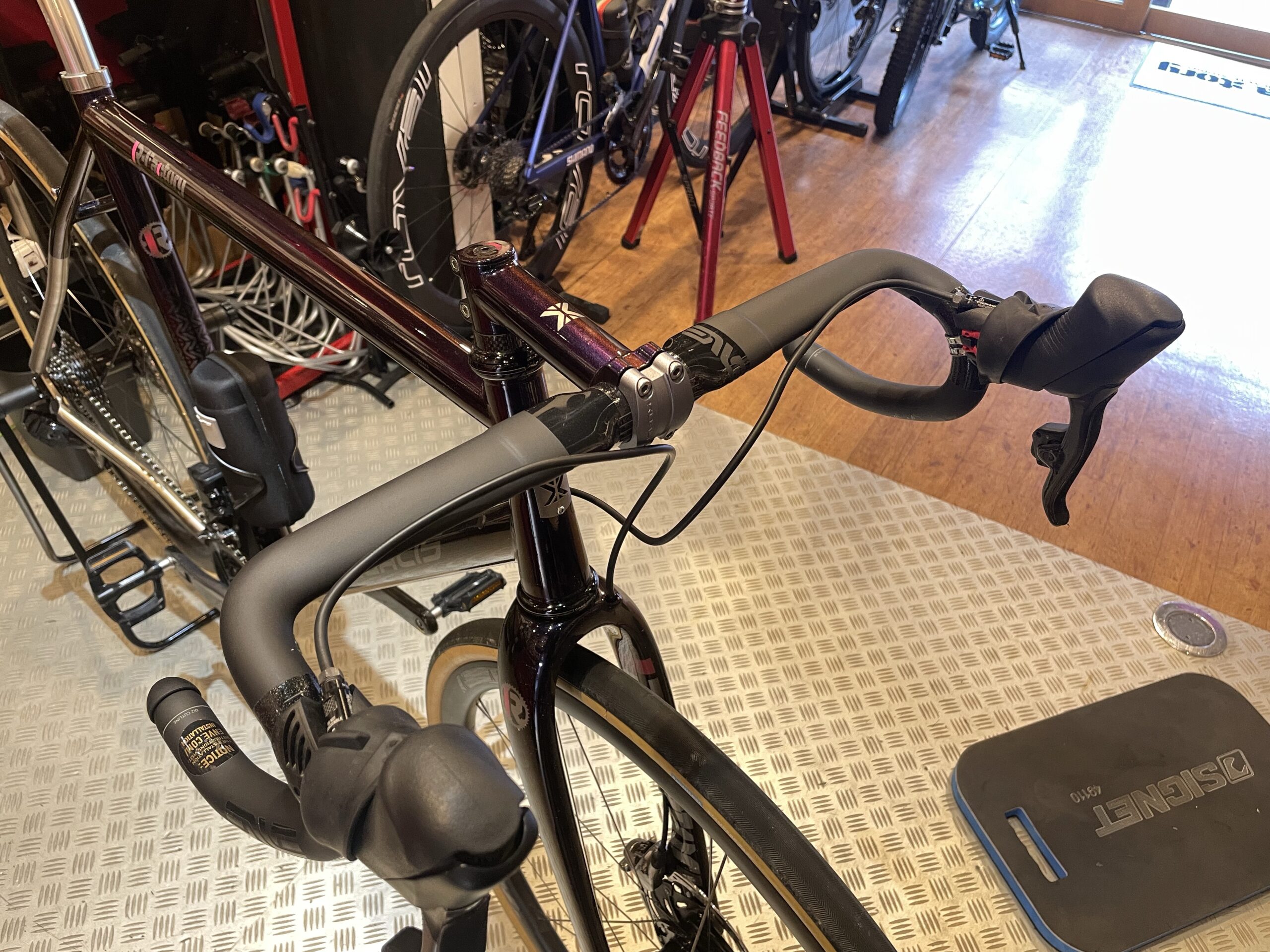 ENVE（エンヴィ）のドロップバー、SES AR HandleBar（SES ARロード