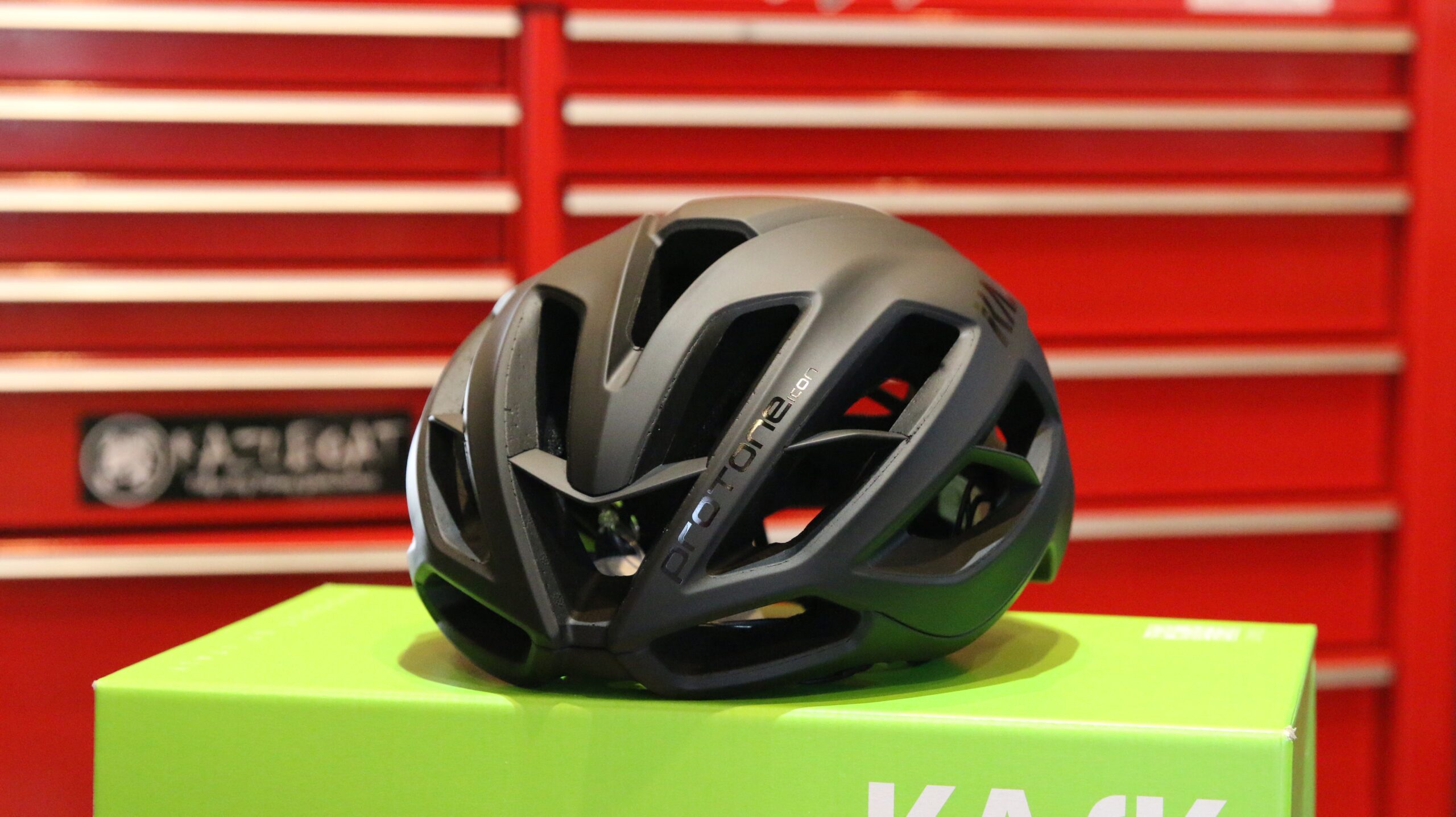 NEW KASK PROTONE | BICYCLE STUDIO R-FACTORY